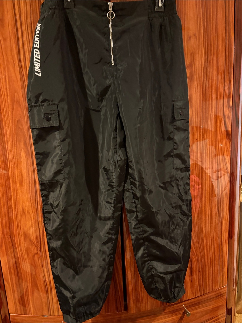 New Look Black Men's Cargo Pants with Front Zip